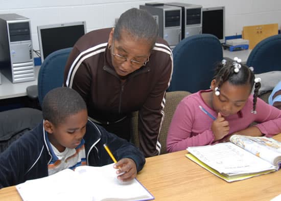 el200804 woodleyhand2